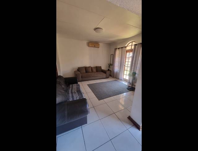 3 BEDROOM SIMPLEX FOR SALE IN ARBORETUM